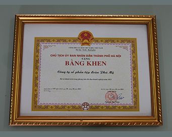 Bằng khen của Chủ tịch ủy ban nhân dân thành phố Hà Nội: “Đã có thành tích trong phong trào thi đua doanh nghiệp năm 2013”